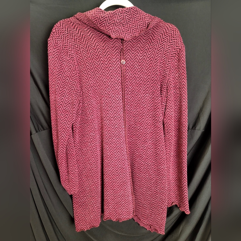 Sweater - Picture 2 of 3